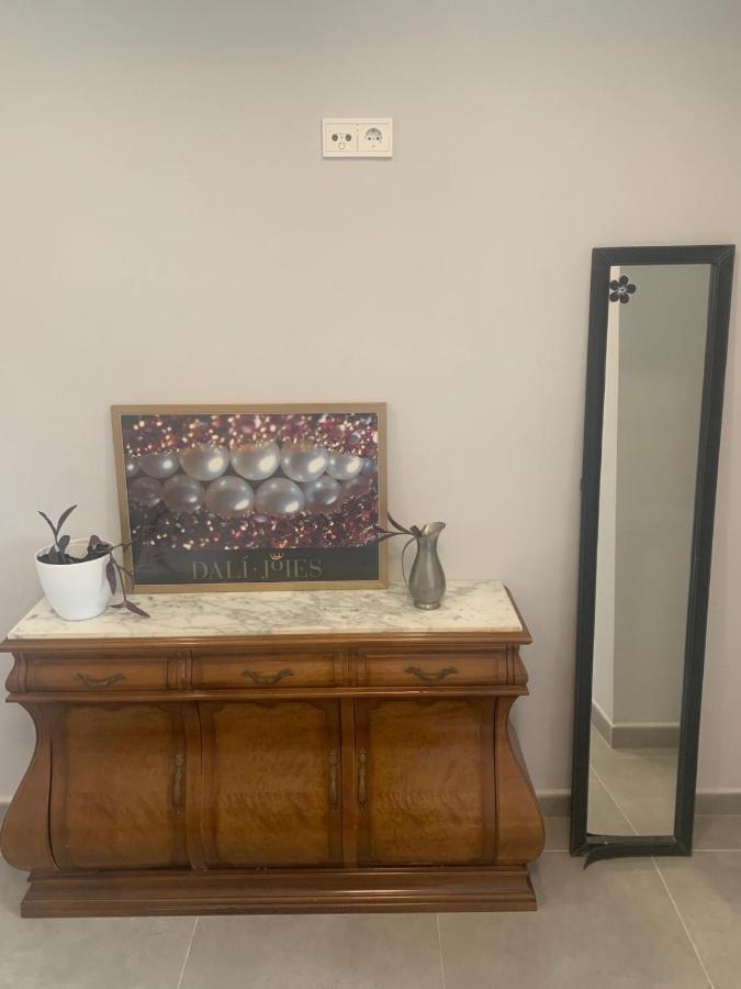 ולנסיה Campanar Room With Private Bathroom מראה חיצוני תמונה